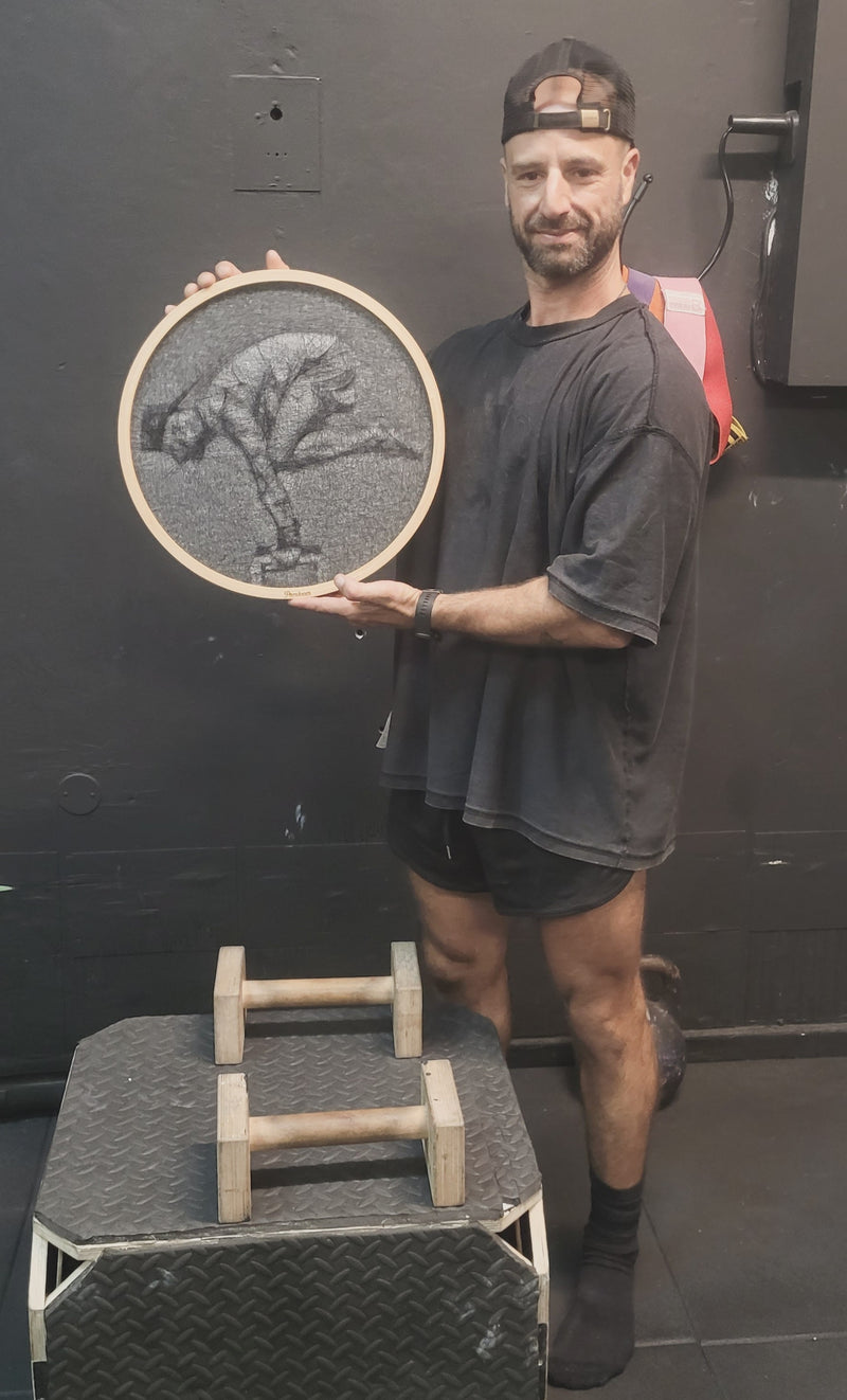 תמונה אחת. אלפי חוטים.